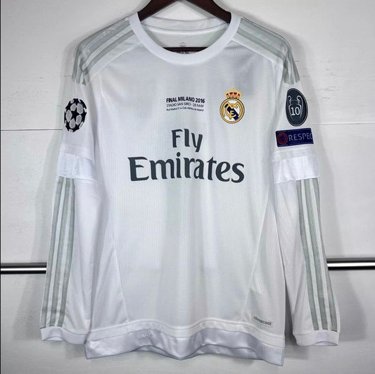 2016 Real Madrid Local Champions league kit