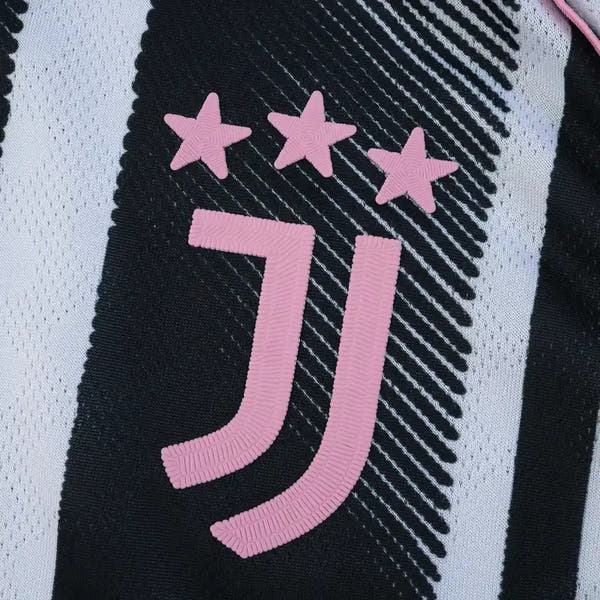 25/26 season Juventus F.C. home Player version